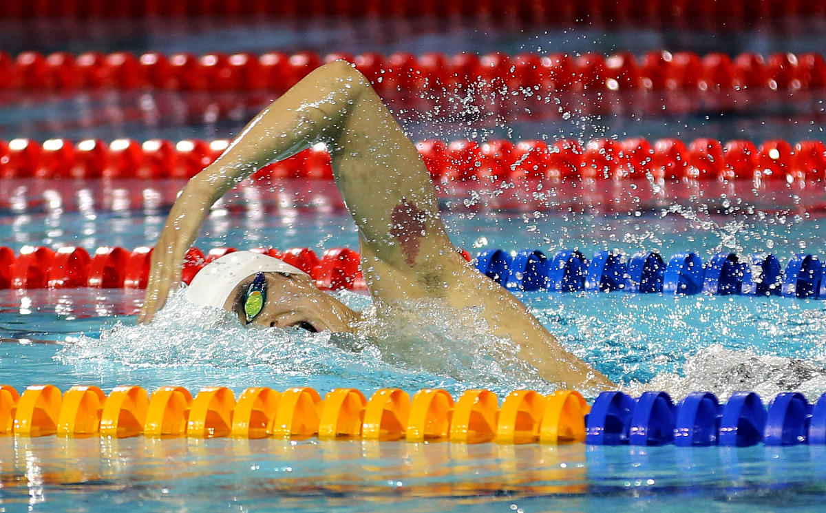 爱游戏-西亚卡姆迎来十二赛季出色发挥，中国队观众热烈欢呼！-爱游戏