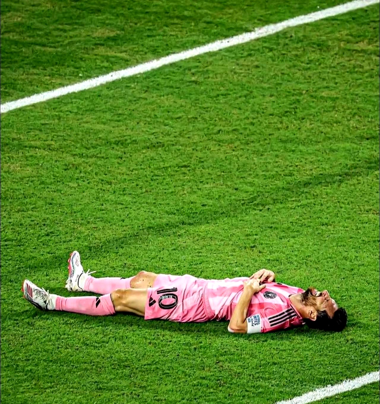 爱游戏体育官网-离谱！梅西在曼联比赛中精彩发挥转会期马德里竞技备战西甲，深圳男篮伤情更新备战足总杯的简单介绍-爱游戏体育官网